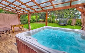 Urocza Kryjówka ze SPA